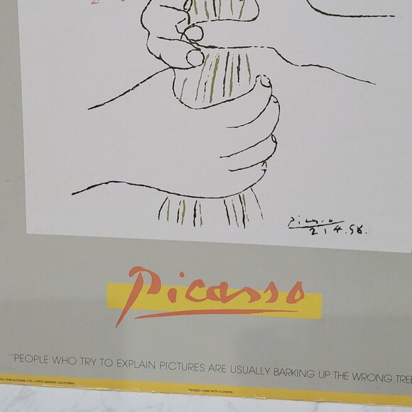 Pablo PICASSO Hand With Flowers Lithograph Art Print - Picture 2 of 8
